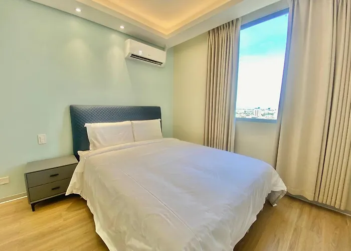 Center Business Hotel-near Airport And Pitx Manille