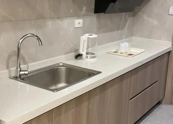 Center Business Hotel-near Airport And Pitx