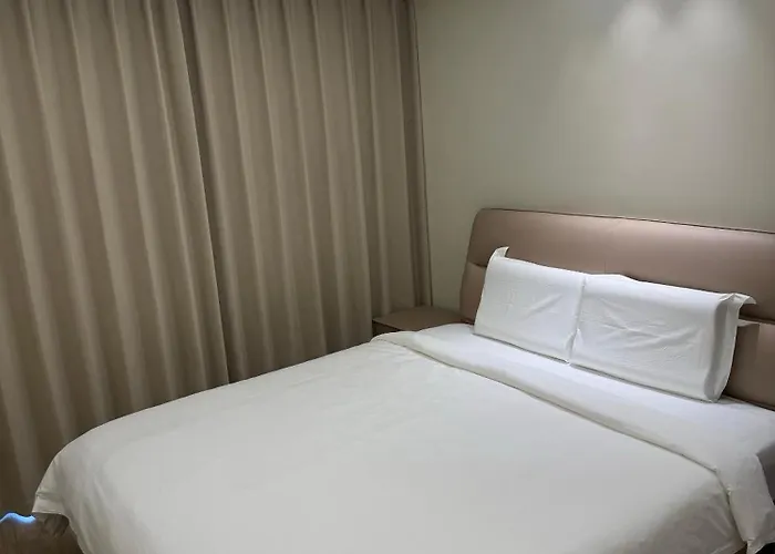 Center Business Hotel-near Airport And Pitx 2* Manille
