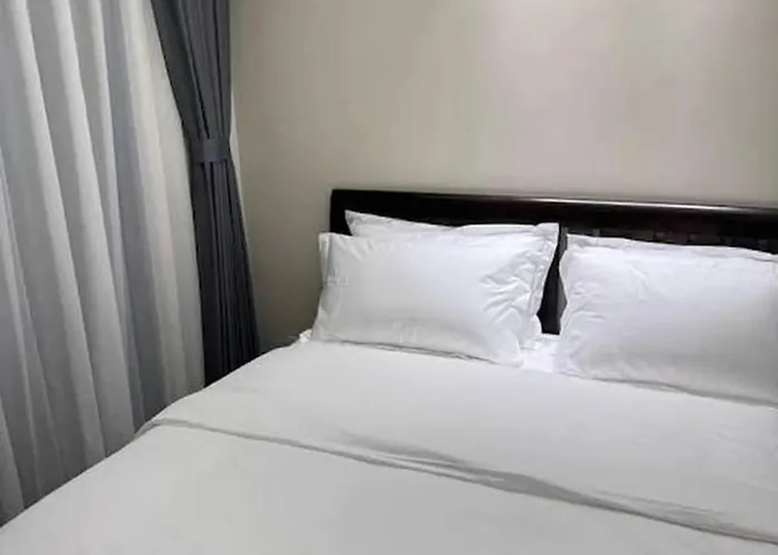 Center Business Hotel-near Airport And Pitx Hotel Manille