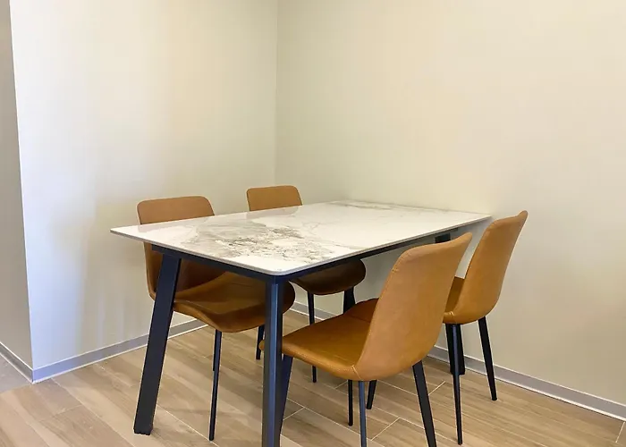 Hotel Center Business Hotel-near Airport And Pitx 2*