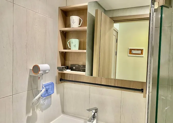 Center Business Hotel-near Airport And Pitx Hotel 2*